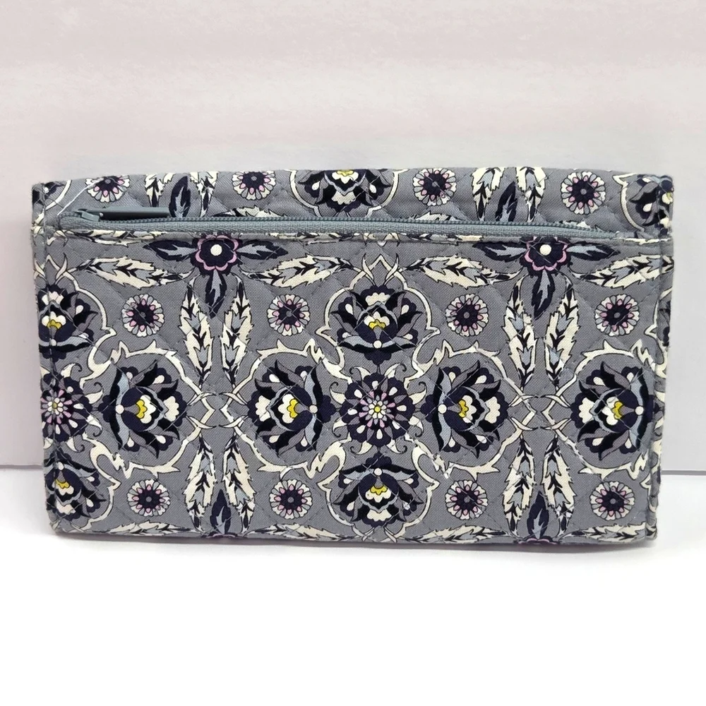 Vera Bradley Plaza Tile Floral Geometric RFID Large Tab Wallet Spring 2021 NWOT